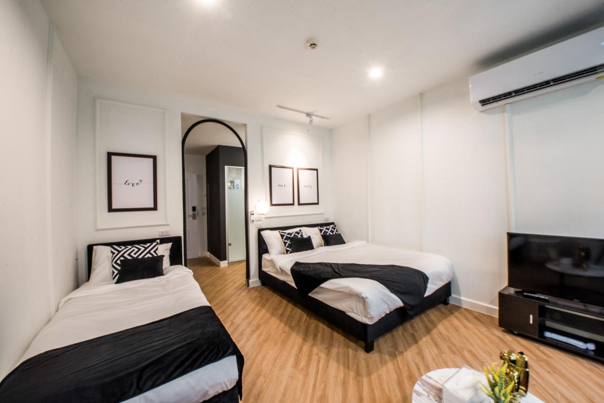 Theme Boutique Hotel Bangkok Makkasan Номер фото