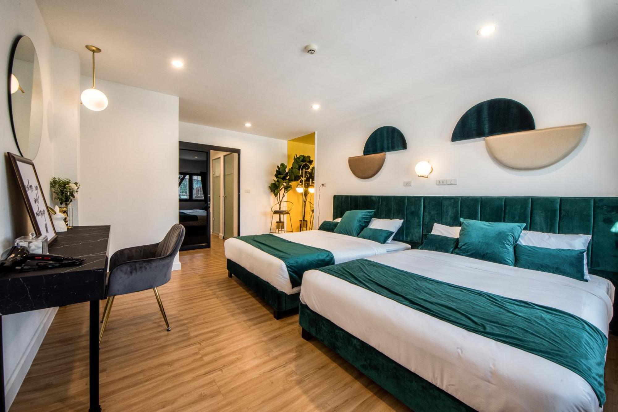 Theme Boutique Hotel Bangkok Makkasan Номер фото