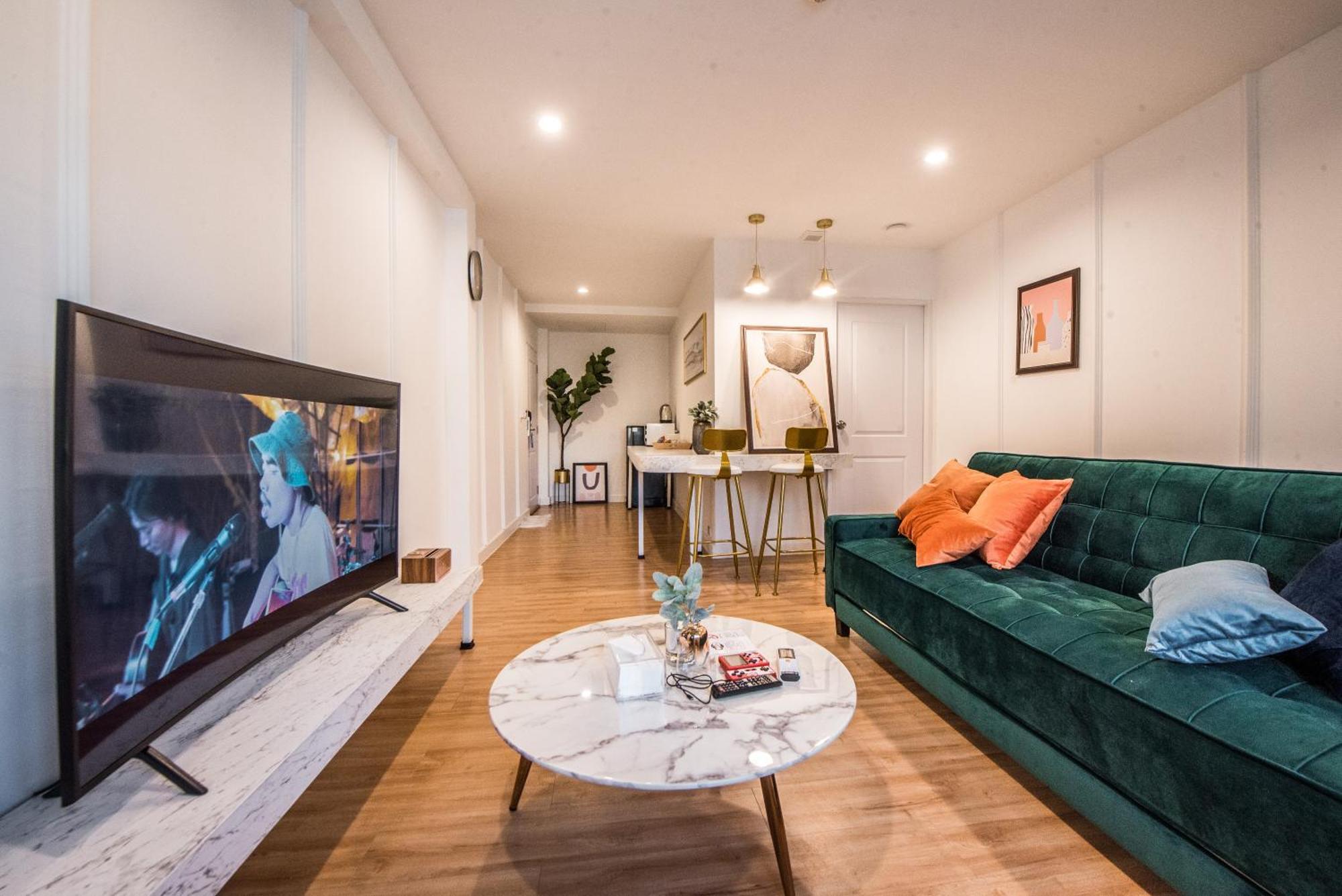 Theme Boutique Hotel Bangkok Makkasan Номер фото