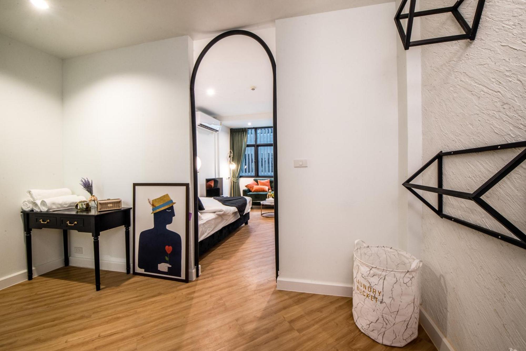 Theme Boutique Hotel Bangkok Makkasan Номер фото