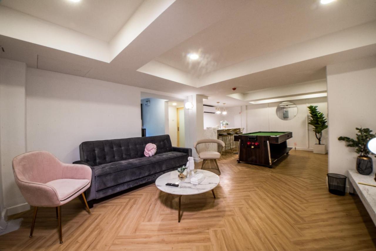 Theme Boutique Hotel Bangkok Makkasan Номер фото